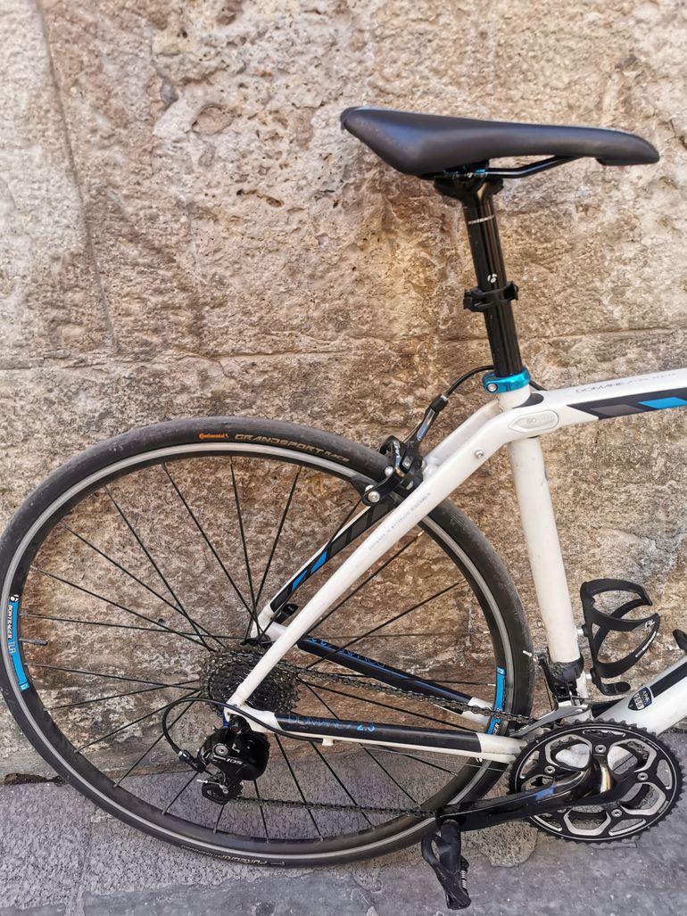 Used Trek Domane 2.3 Compact 2015 2015 Road & Gravel — image 4 of 11