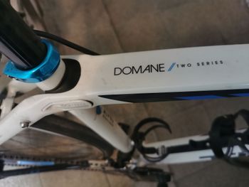 Used Trek Domane 2.3 Compact 2015 2015 Road & Gravel — image 11 of 11
