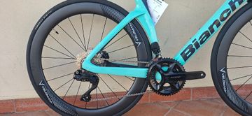 Gebrauchtes Bianchi Oltre Comp 105 Di2 2023 2023 Road & Gravel, Grün — Bild 2 von 7