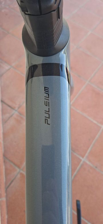 Używany Lapierre Pulsium 6.0 2023 2023 Road & Gravel — zdjęcie 2 z 8
