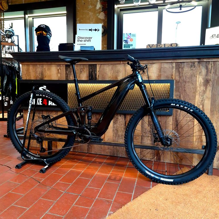 Used Giant Trance X E+ 3 Pro 2022 2022 Mountainbike, Schwarz, 29 — image 3 of 3
