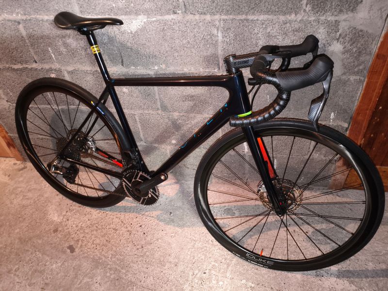 O.P.E.N. Mind Frameset 2022 Road & Gravel d'occasion