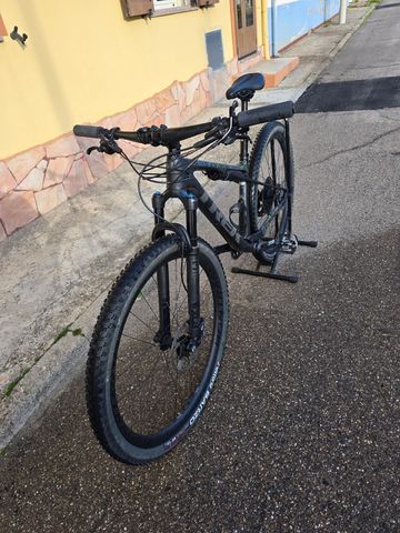 Tweedehands Trek Supercaliber 9.8 sram 2023 Mountainbike — afbeelding 8 van 15