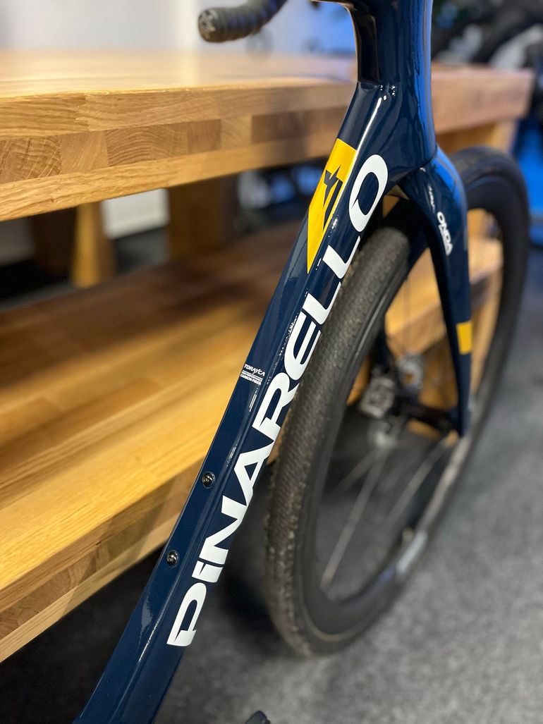 Used Pinarello Crossista Shimano GRX 2024 Road & Gravel, Blau — image 5 of 6