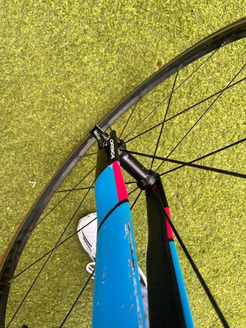 Used Orbea Orca 2 Carbon 2019 Road & Gravel, Negro — image 9 of 10