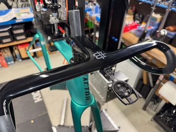Used Factor MONZA - Standard package 2025 Frameset 2025 Road & Gravel, Green — image 5 of 5