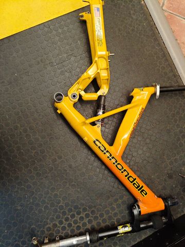 Gebrauchtes Cannondale Super V 700 Sx Frameset 2000 MTB