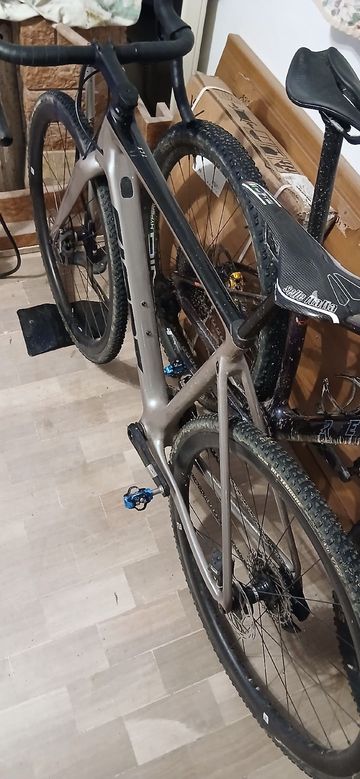 Brugt Giant TCX Advanced Pro 1 2024 2024 Road & Gravel — billede 2 af 8