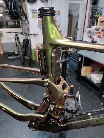 Tweedehands Lee Cougan Crossfire 428 Frameset 2025 Mountainbike — afbeelding 2 van 6