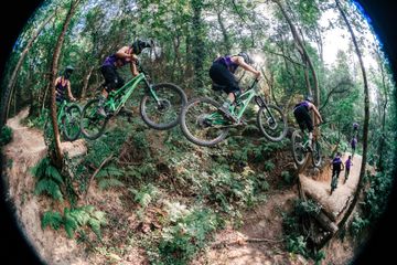 Used Intense Tracer SRAM NX 2019 Mountainbike, Green — image 8 of 8
