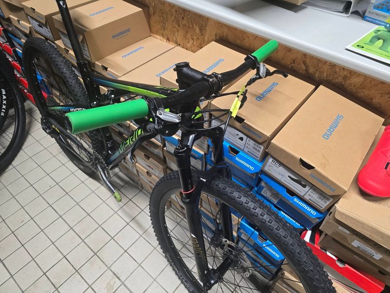 Gebrauchtes Merida NINETY-SIX 6000 2019 2019 Mountainbike, Schwarz, 29 — Bild 2 von 4