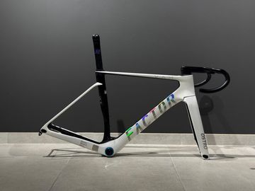 Tweedehands Factor OSTRO VAM 2.0 Frameset 2024 Road & Gravel — afbeelding 1 van 5