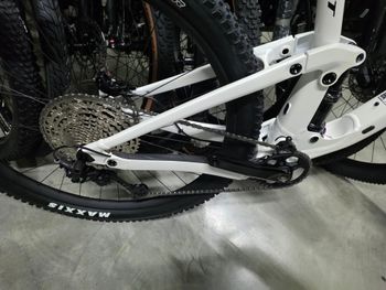 Used Scott Genius 940 2022 2022 Mountainbike, White, 29 — image 2 of 6