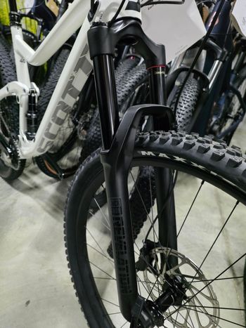 Used Scott Genius 940 2022 2022 Mountainbike, White, 29 — image 5 of 6