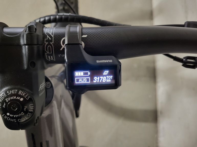 Used Orbea RISE H10 2022 2022 Mountainbike, Light Gray, 29 — image 12 of 12