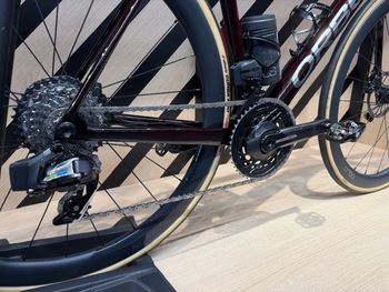 Used Orbea ORCA M21eLTD PWR 2024 2024 Road & Gravel — image 6 of 8