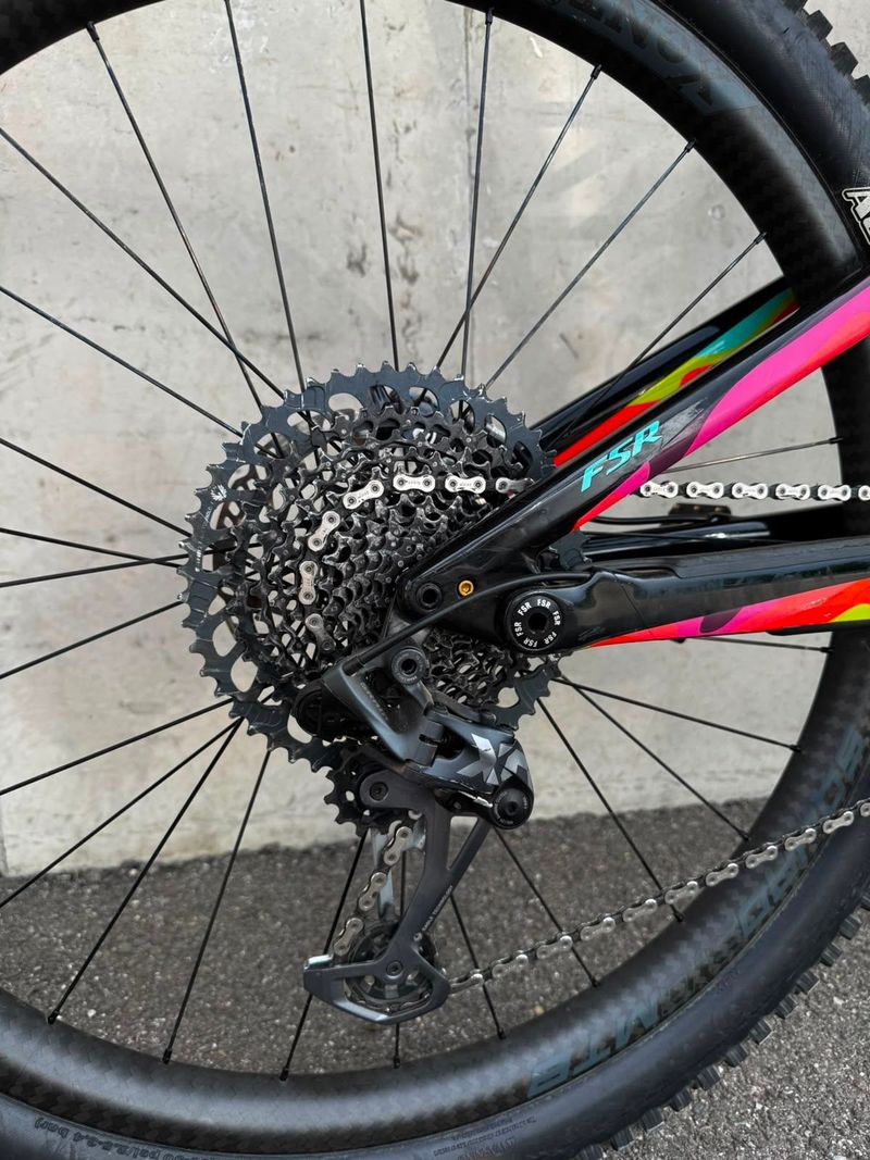 Použité Specialized Enduro SRAM X01 Eagle 2019 Mountainbike — obrázek 11 z 13