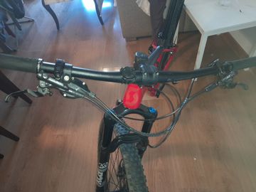 Used Scott Scale 940 2022 2022 Mountainbike, Red, 29 — image 3 of 6