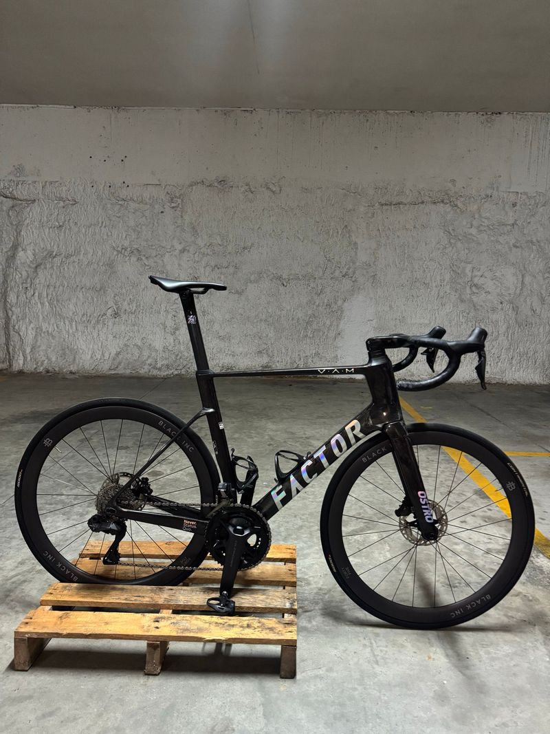 Used Factor Ostro Shimano Ultegra Di2 2023 Road & Gravel