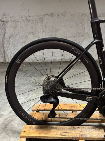 Brugt Factor Ostro Shimano Ultegra Di2 2023 Road & Gravel — billede 4 af 13