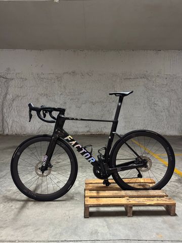 Brugt Factor Ostro Shimano Ultegra Di2 2023 Road & Gravel — billede 2 af 13
