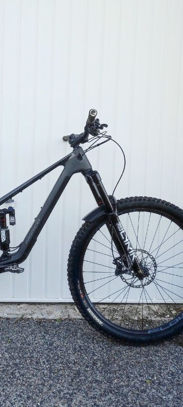 Norco Sight C2 150 2025 Mountainbike usato, Nero — immagine 3 di 8