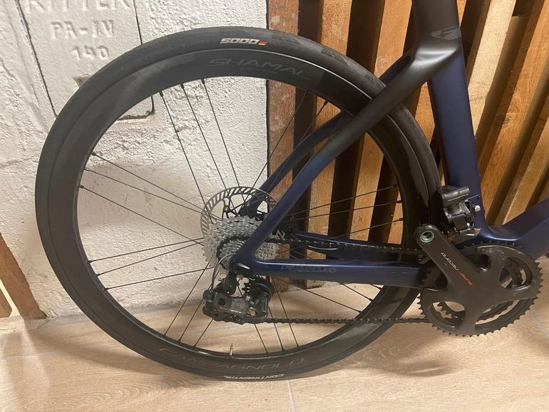Used Pinarello Dogma F Super Record Disc 2025 Road & Gravel, Blau — image 3 of 20