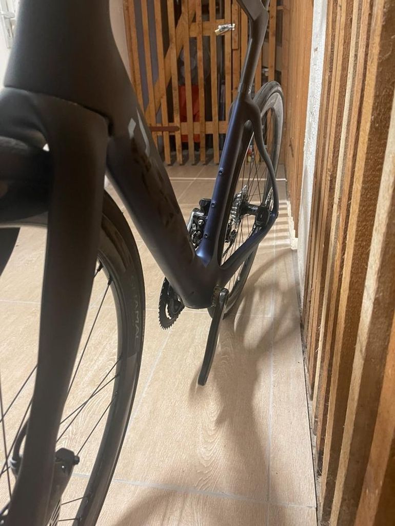 Used Pinarello Dogma F Super Record Disc 2025 Road & Gravel, Blau — image 19 of 20