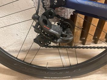 Used Pinarello Dogma F Super Record Disc 2025 Road & Gravel, Blau — image 6 of 20