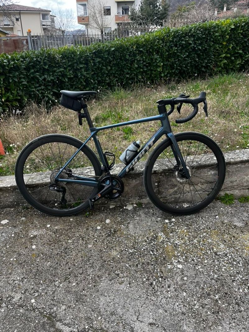 Used Giant TCR Advanced Pro 0 Di2 2025 2025 Road & Gravel