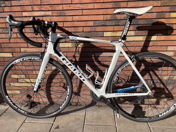 Used Giant TCR Advanced 1 2013 2013 Road & Gravel, White — image 3 of 21