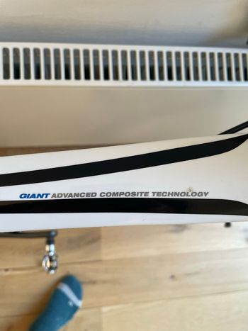 Used Giant TCR Advanced 1 2013 2013 Road & Gravel, White — image 10 of 21