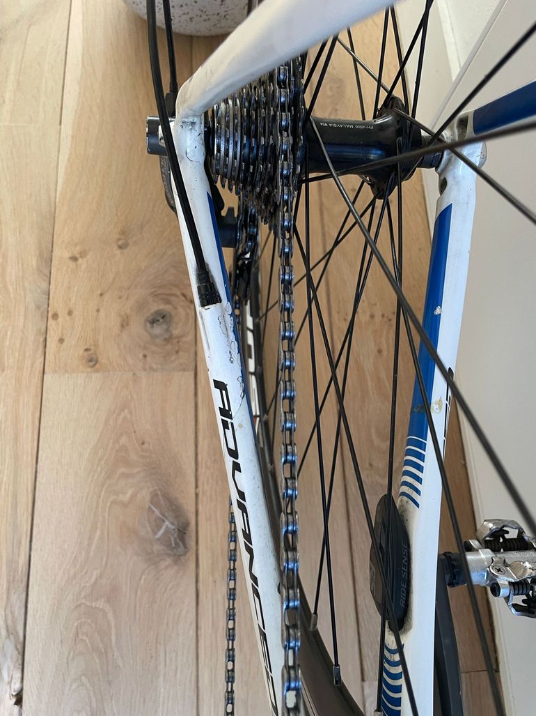 Used Giant TCR Advanced 1 2013 2013 Road & Gravel, White — image 18 of 21