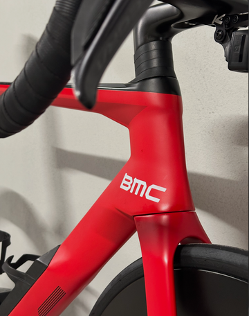 Used BMC Timemachine ROAD 01 TWO 2023 2023 Road & Gravel, Red — image 3 of 5
