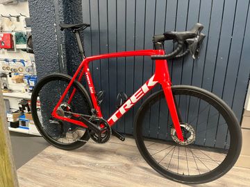 Used Trek Émonda SLR 7 2024 2024 Road & Gravel