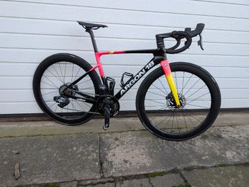 Brugt Argon 18 Sum SRAM Force eTap AXS 2024 Road & Gravel