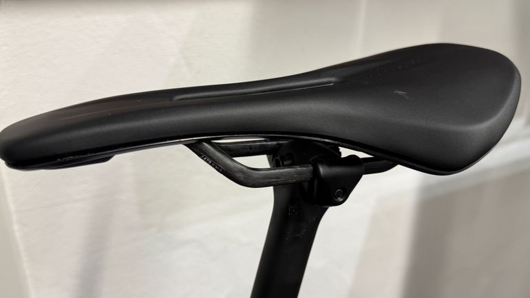 Used Orbea ORCA M11eLTD PWR 2025 2025 Road & Gravel, Black — image 8 of 17