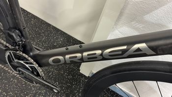 Used Orbea ORCA M11eLTD PWR 2025 2025 Road & Gravel, Black — image 13 of 17