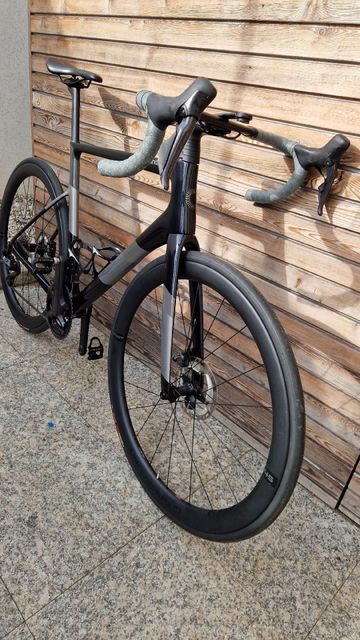 Tweedehands Cannondale SuperSix EVO 2021 Road & Gravel — afbeelding 2 van 4