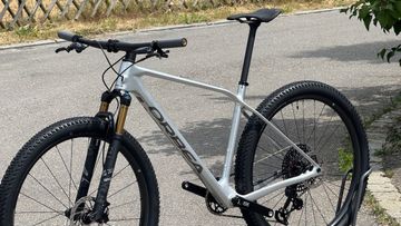 Gebrauchtes Orbea ALMA M LTD 2024 2024 Mountainbike, Hellgrau, 29 — Bild 1 von 20
