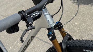 Gebrauchtes Orbea ALMA M LTD 2024 2024 Mountainbike, Hellgrau, 29 — Bild 10 von 20