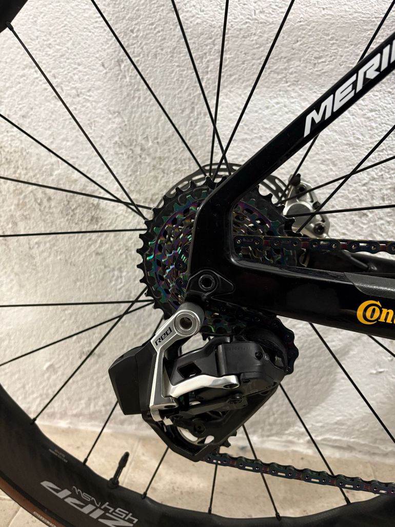 Used Merida Reacto Edición Limitada 2025 Road & Gravel, Rot — image 2 of 6