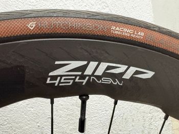 Used Merida Reacto Edición Limitada 2025 Road & Gravel, Rot — image 4 of 6
