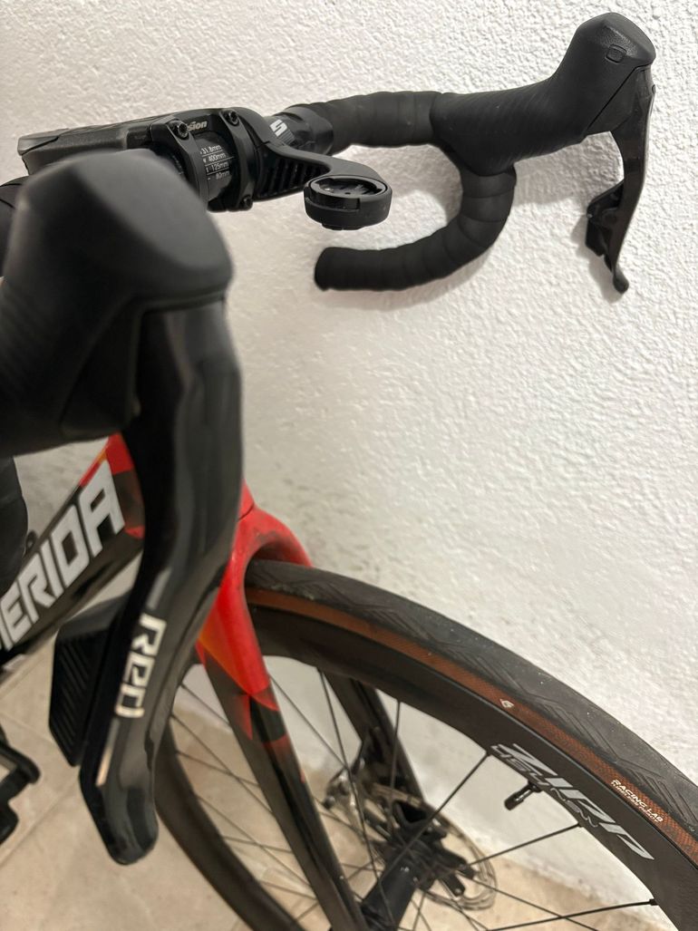Used Merida Reacto Edición Limitada 2025 Road & Gravel, Rot — image 6 of 6