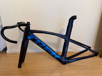 Used Trek Madone SL Disc  Gen 6 Frameset 2021 Road & Gravel