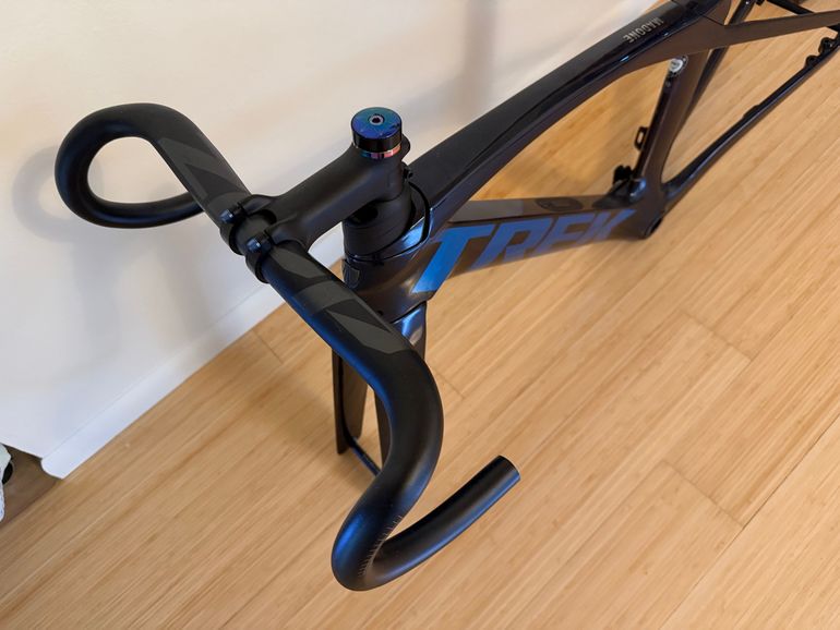 Used Trek Madone SL Disc  Gen 6 Frameset 2021 Road & Gravel, Black — image 4 of 5