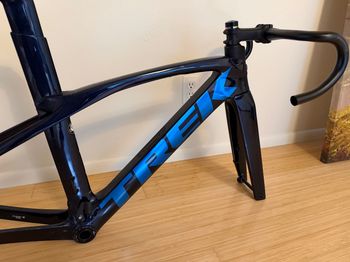 Used Trek Madone SL Disc  Gen 6 Frameset 2021 Road & Gravel, Black — image 2 of 5