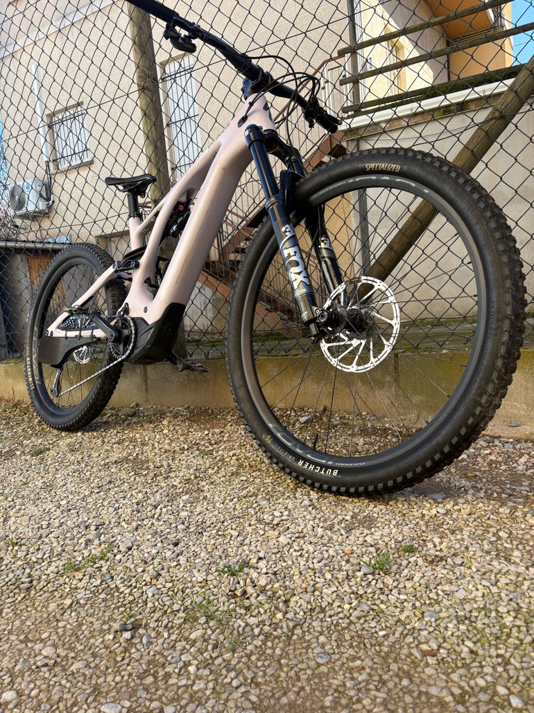 Used Specialized Turbo Levo Carbon Ltd Lll 2024 Mountainbike — image 15 of 17