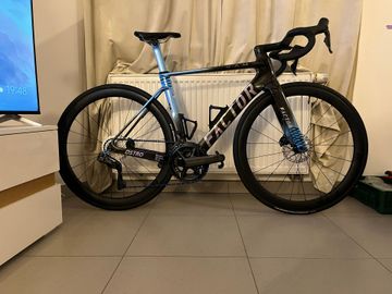 Used Factor Ostro Shimano Ultegra Di2 2025 Road & Gravel