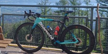 Bianchi, Oltre XR4 - Ultegra Di2 2022